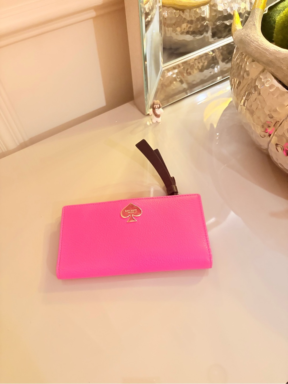 kate spade Hot Pink Pebbled Leather continental Wallet Wristlet with Black Pull